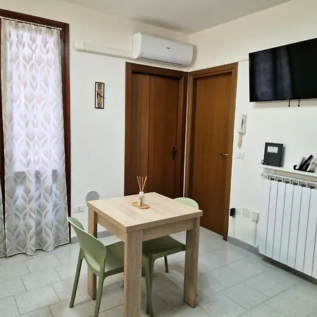 Loft - In Centro Con Ac, Wi-fi شقة فورلي