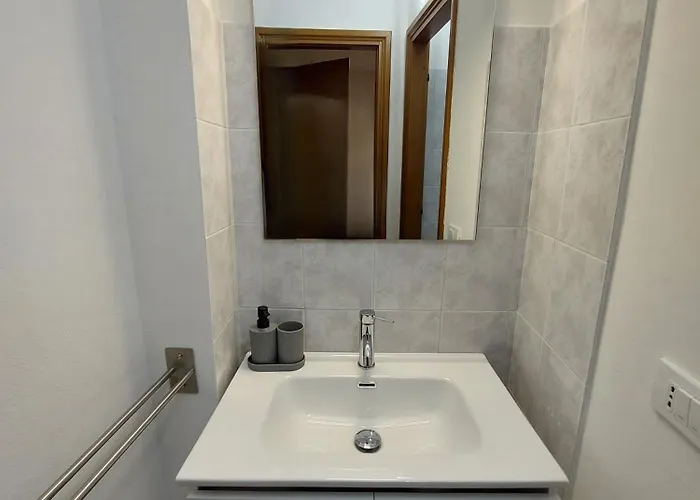 Apartamento Loft - In Centro Con Ac, Wi-fi Forlì