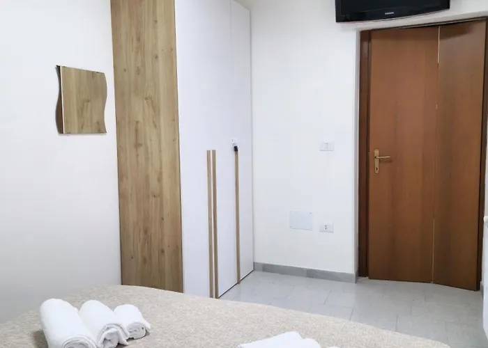 Loft - In Centro Con Ac, Wi-fi * Forlì